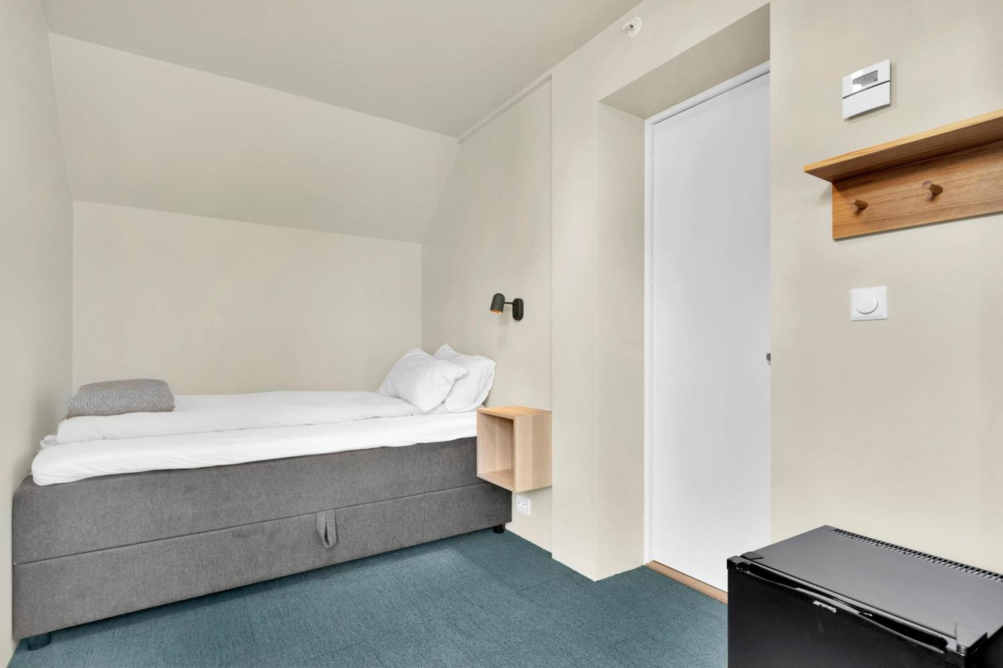 Central Guest House - Bedroom With En Suite Bathroom Stavanger Szoba fotó