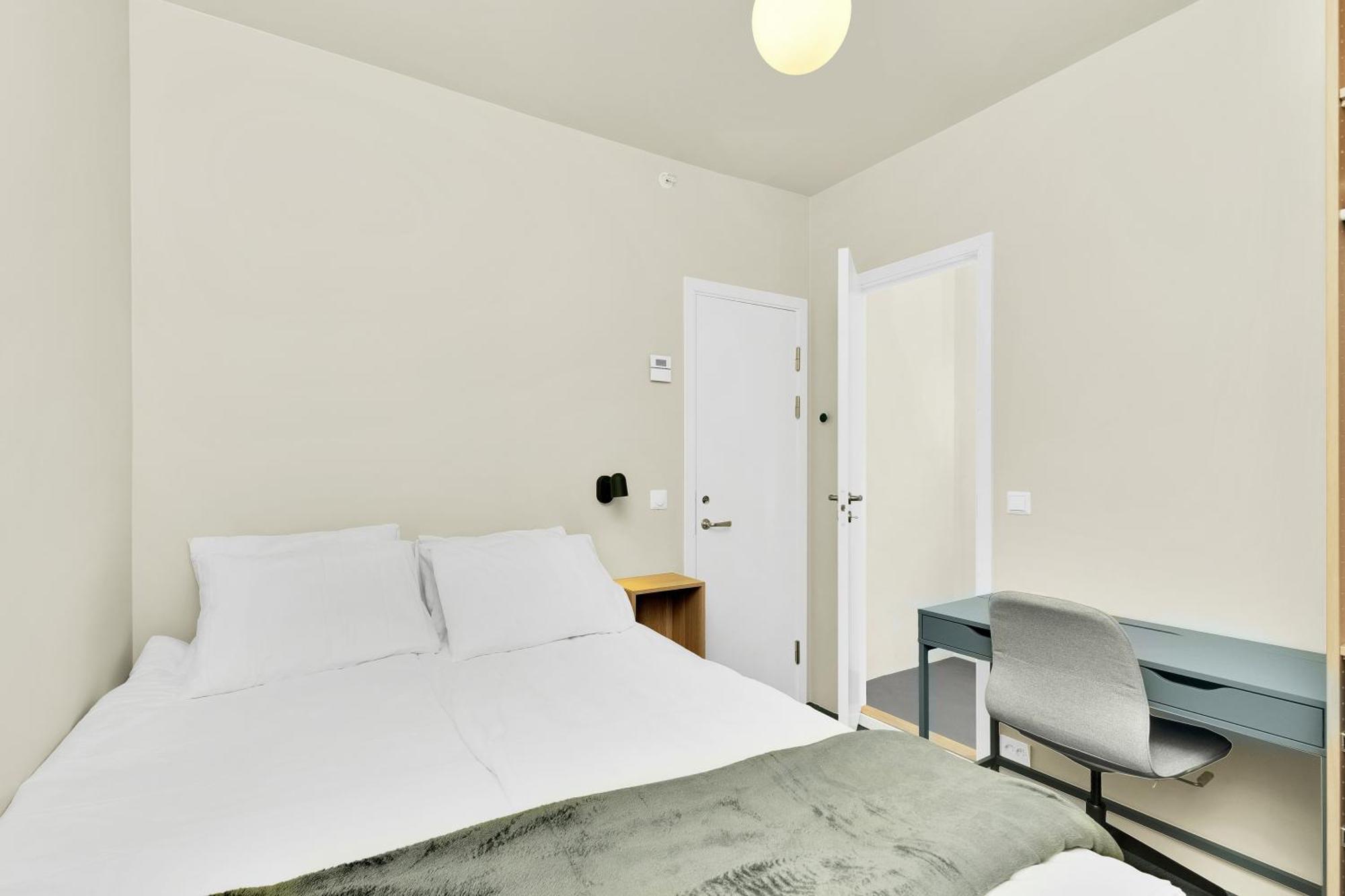 Central Guest House - Bedroom With En Suite Bathroom Stavanger Szoba fotó