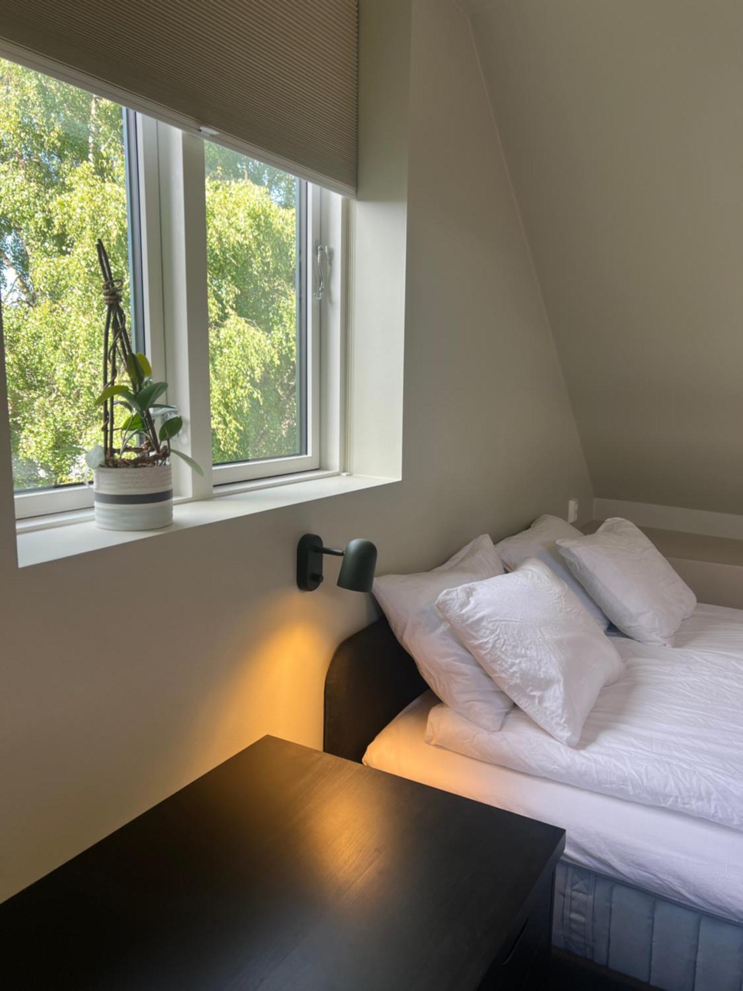 Central Guest House - Bedroom With En Suite Bathroom Stavanger Szoba fotó